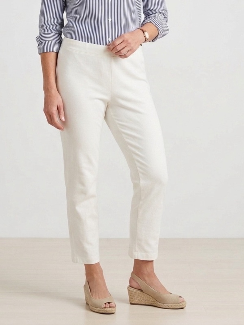 068 EILEEN FISHER Women’s Cotton Mid-Rise Straight Fit Ankle Pant, White Medium